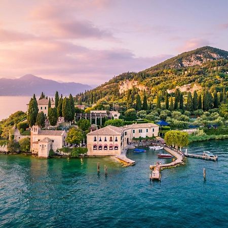Appartamento Casa Vacanze Spiaggia D'Oro デセンツァーノ・デル・ガルダ エクステリア 写真