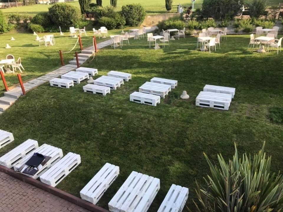 Appartamento Casa Vacanze Spiaggia D'Oro デセンツァーノ・デル・ガルダ エクステリア 写真