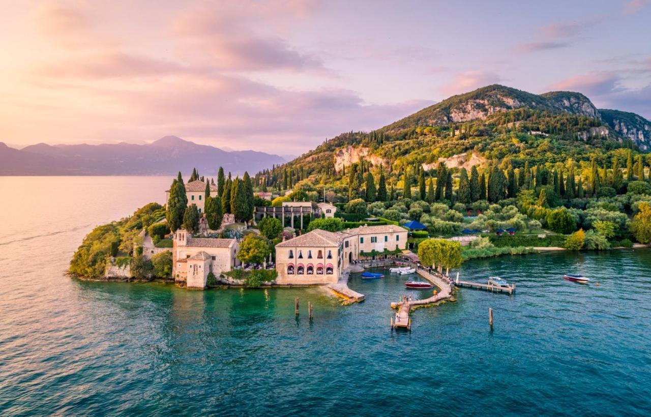 Appartamento Casa Vacanze Spiaggia D'Oro デセンツァーノ・デル・ガルダ エクステリア 写真